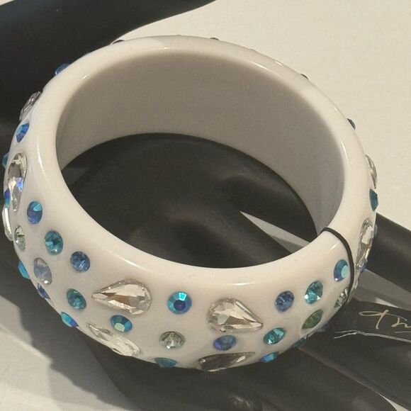 Thalia Sodi White Bangle Bracelet with shades of Blue and Green Crystals - Picture 6 of 8